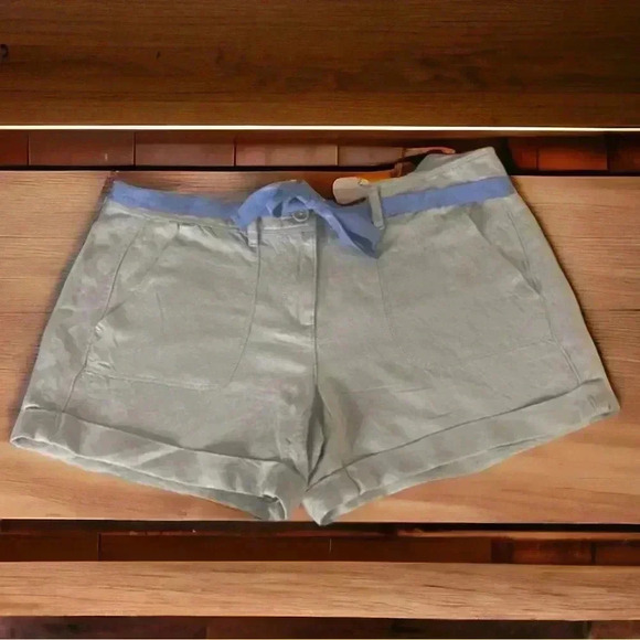 Ann Taylor Loft Size 2 Light Brown Linen-Blend Cuffed Shorts.  4" Inseam. - Picture 2 of 2
